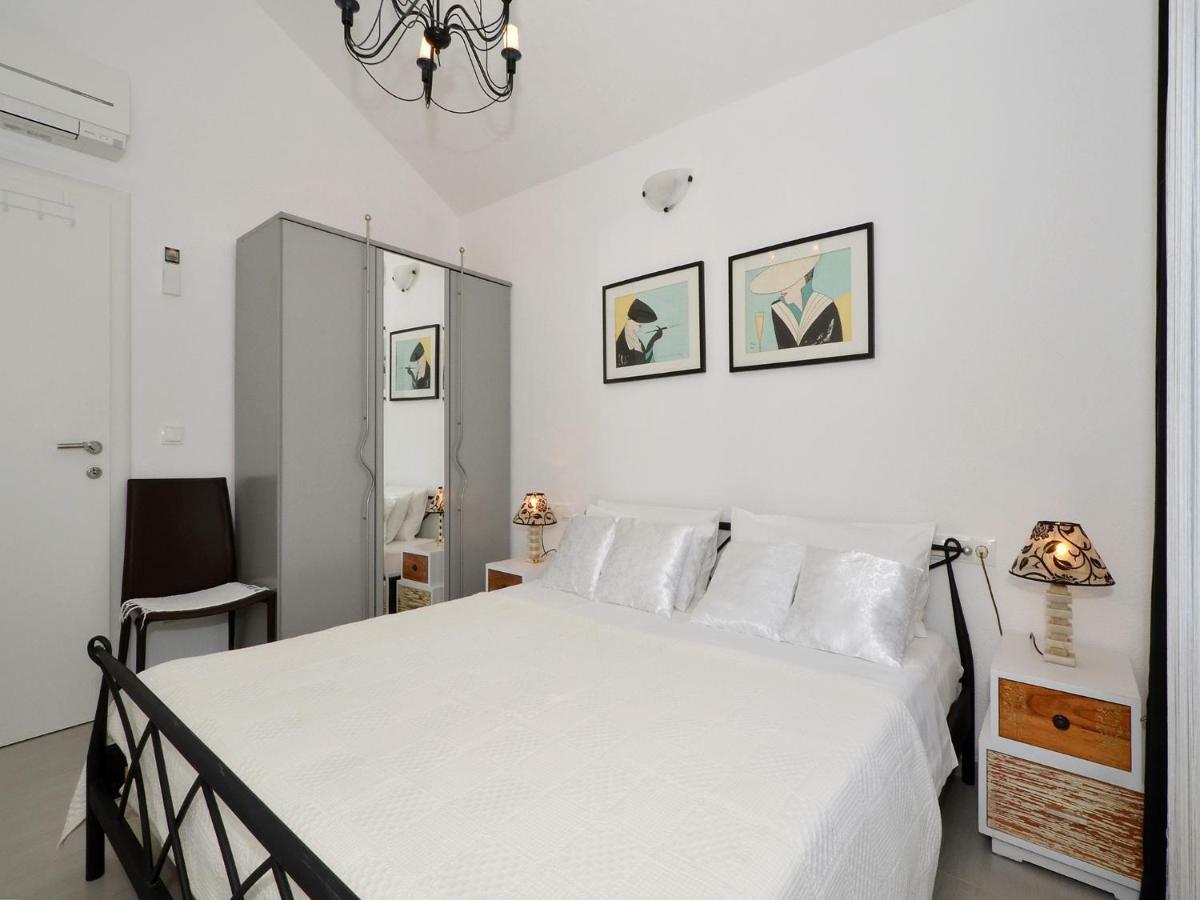 Dondras Residence Trogir Kültér fotó